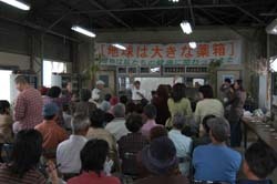 pub_2004_002.jpg
