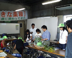 new_2003_003.jpg