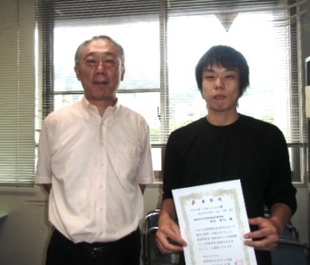 白石さん受賞＿創薬懇話会2015.jpg
