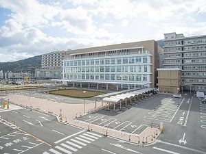 研究医になろう_徳島大学病院.jpg