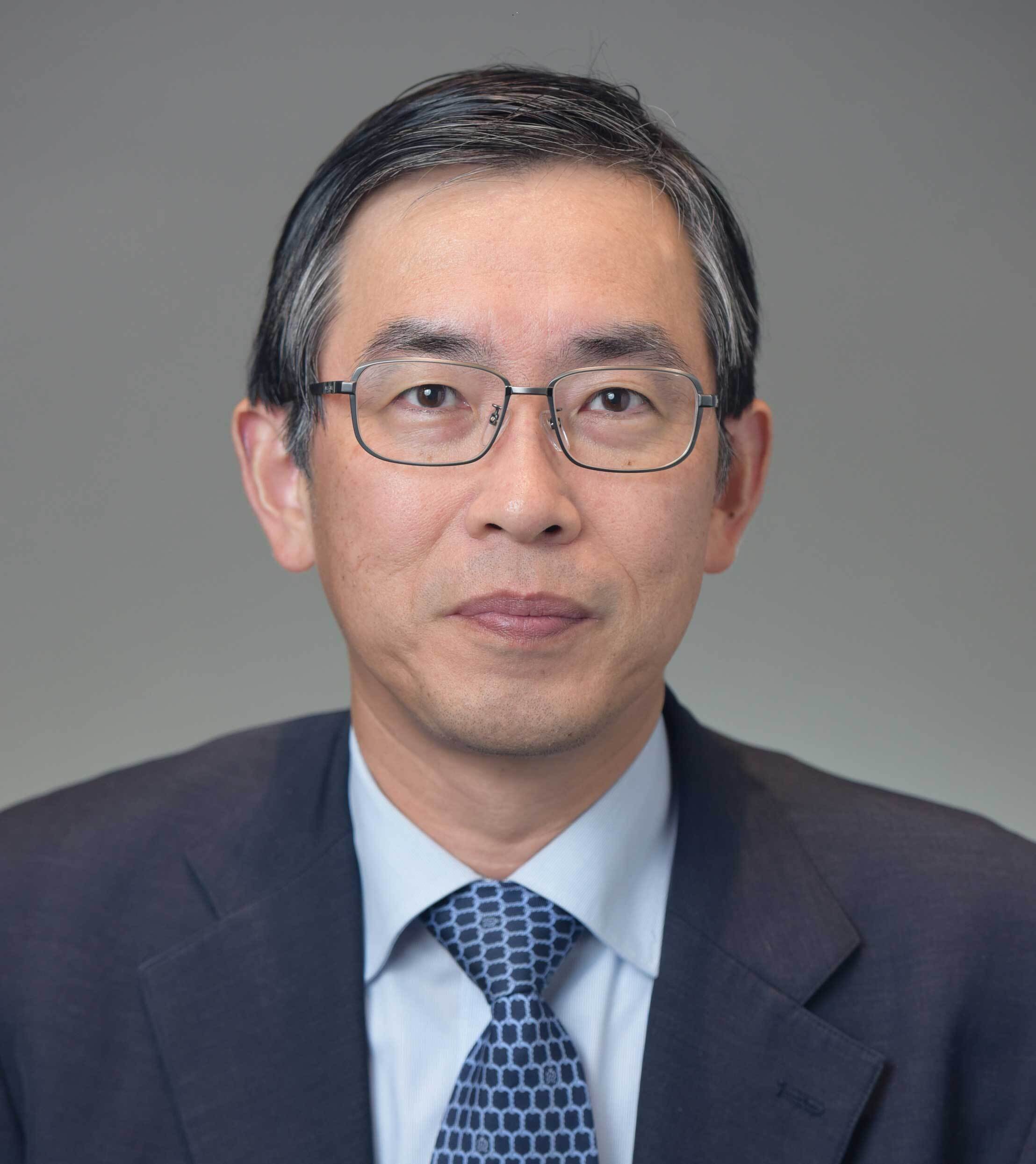Hygiene and Oral Health Science Professor Daisuke Hinode