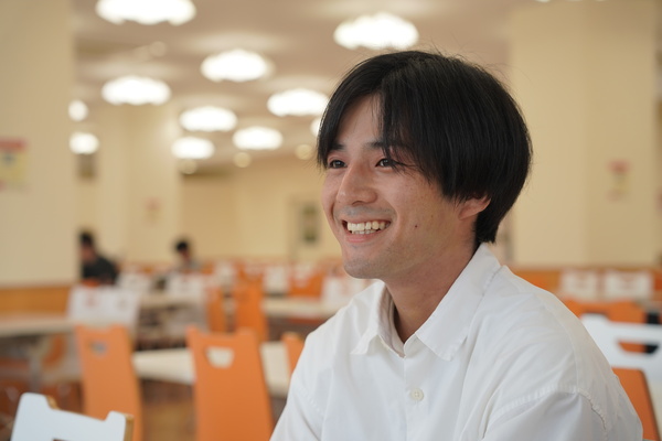 「人より勉強して、人より遊んで、人より働こう」と決め、やりたいことを全部やりきった学生生活