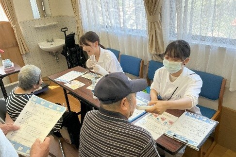 口腔機能検査.jpg