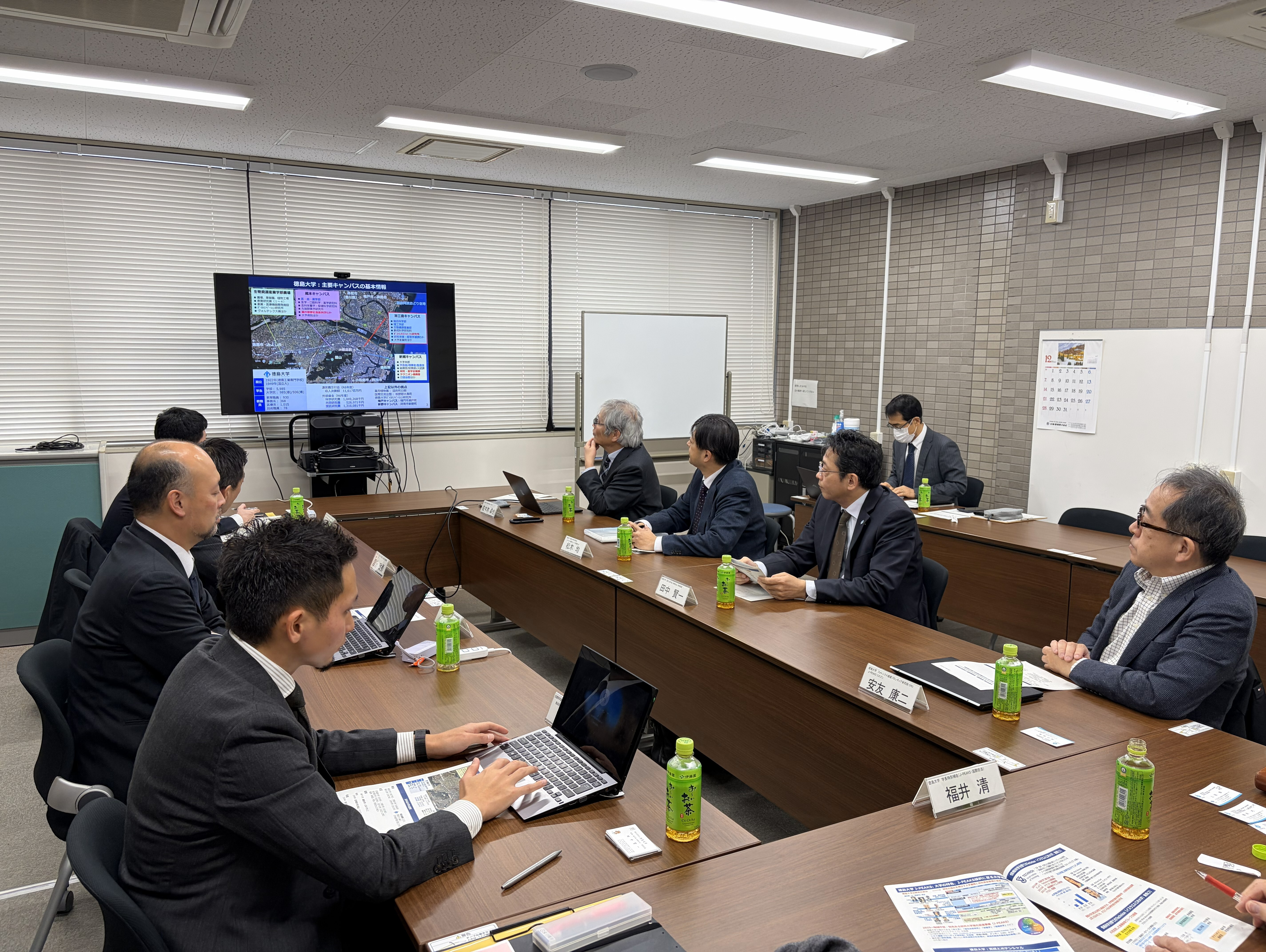 佐々木学長特別補佐による事業説明