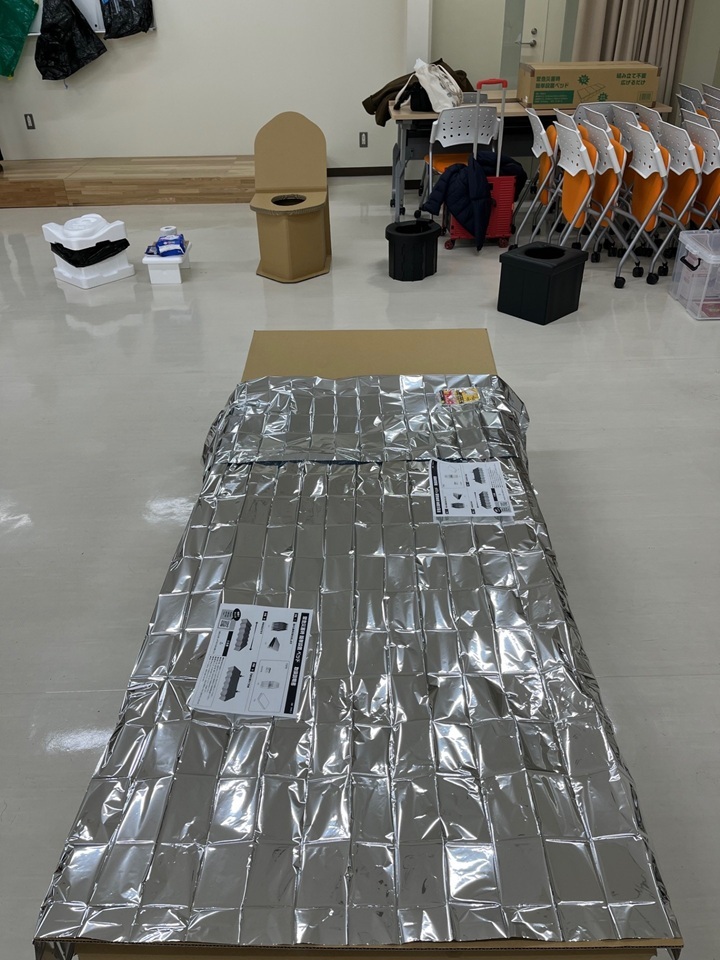 災害用非常ベッド及び非常用トイレ