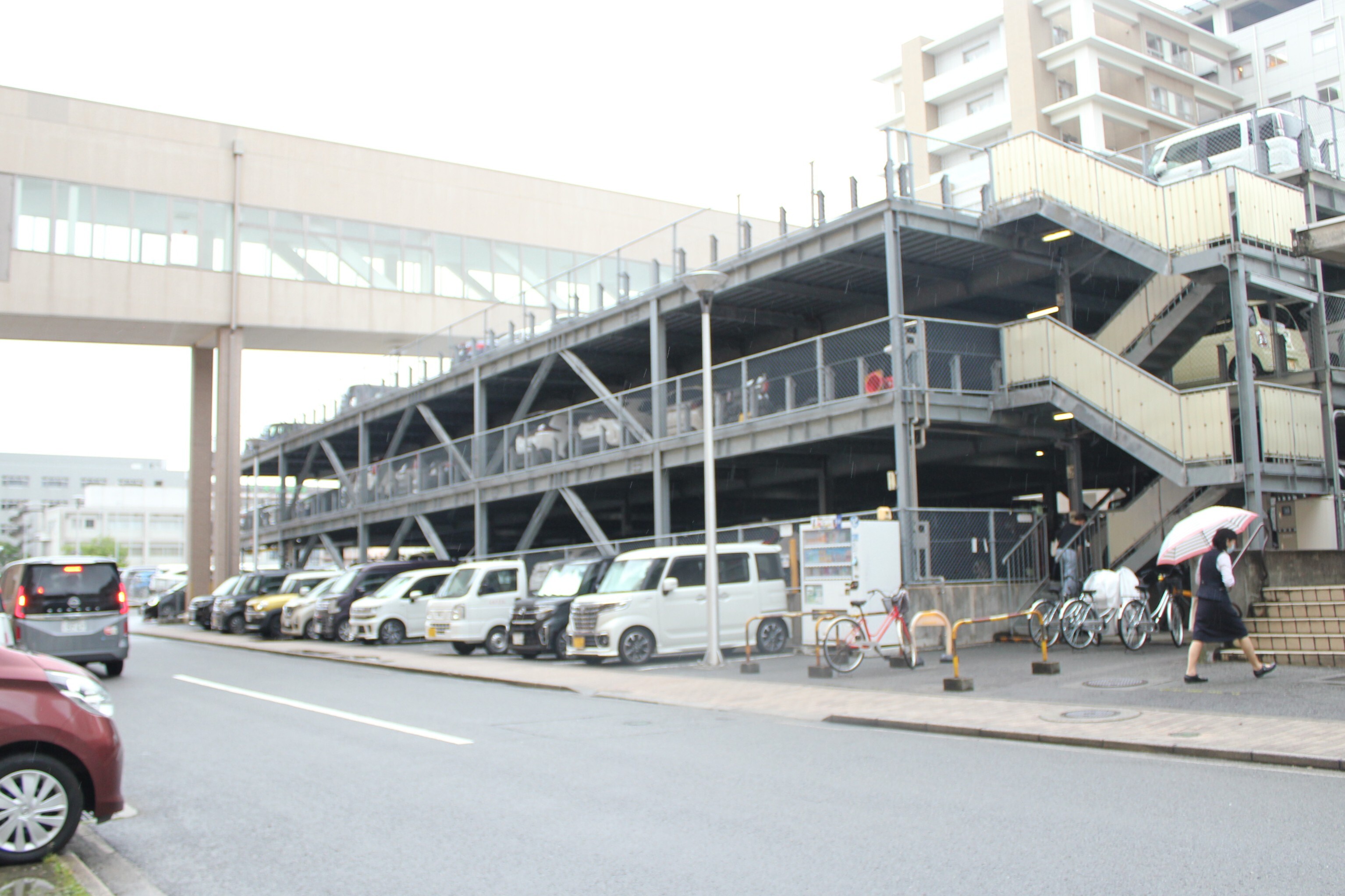 18 hospital_parking2.JPG