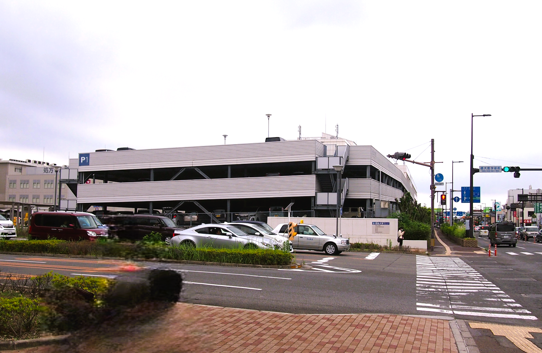 17 hosupital_parking1.png