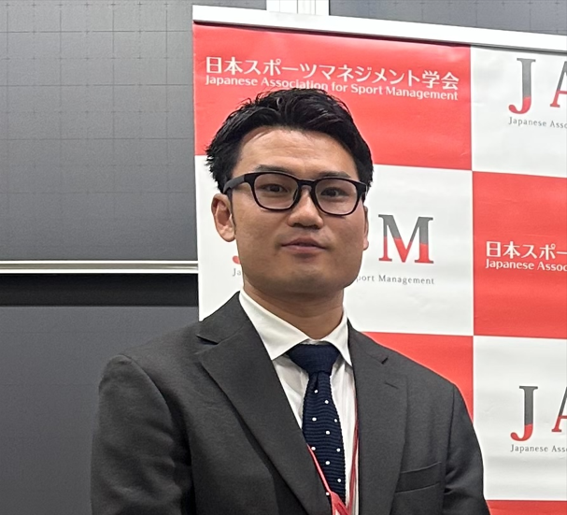 紺田　俊